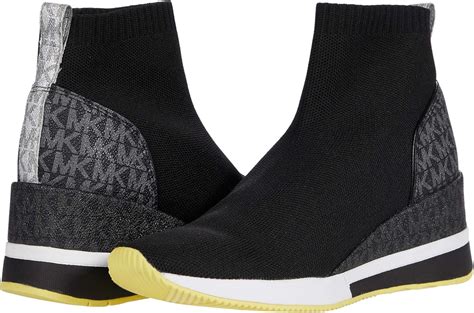 Amazon.com: Skyler Bootie Michael Kors